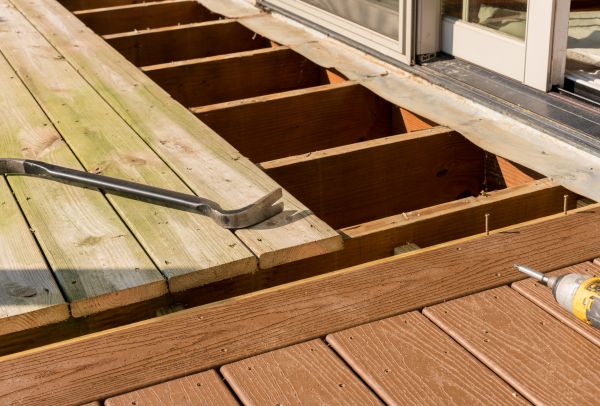 Old Deck Repair in West Bloomfield